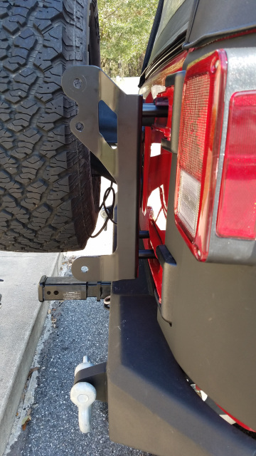 Jeep JK and JKU Hi Lift Tailgate Mount